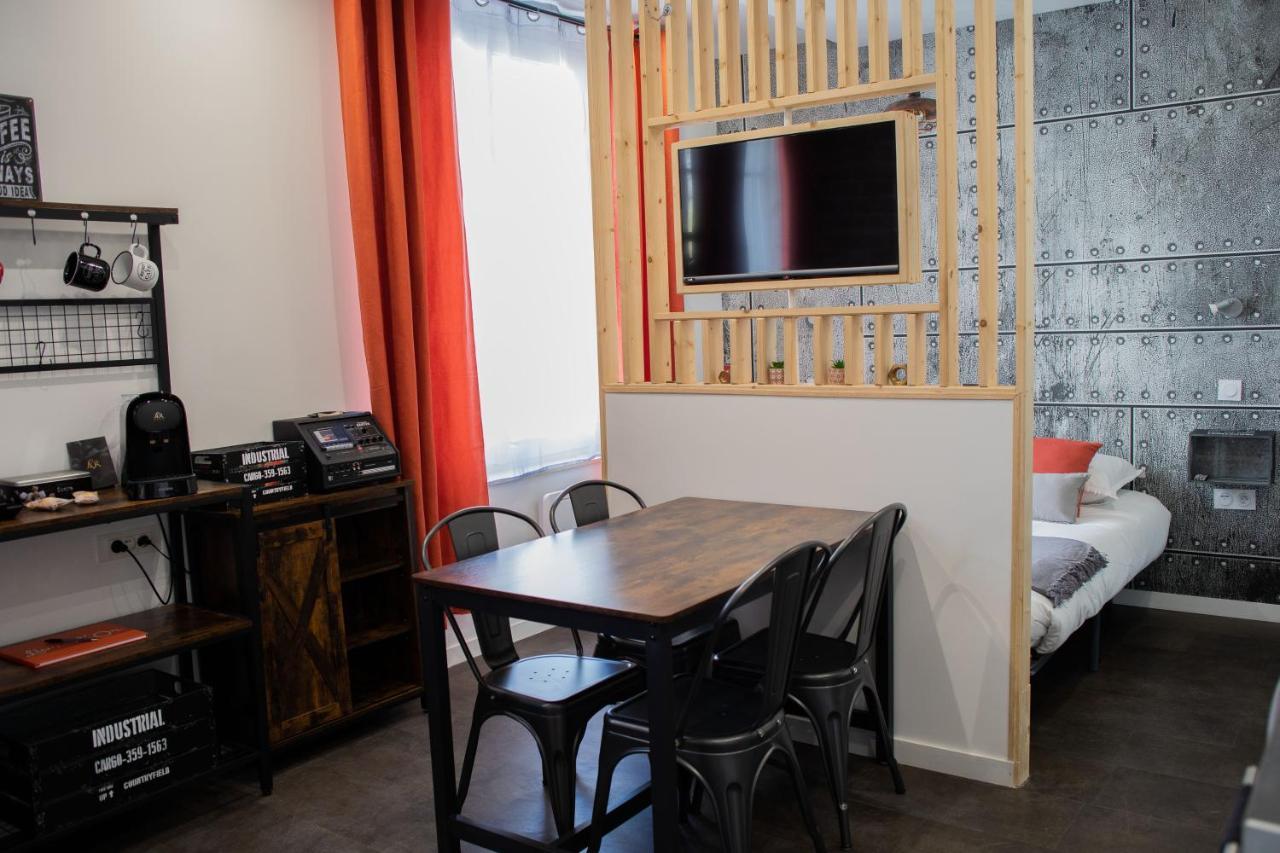 * Les Suites Aux Etoiles * Clermont-Ferrand Exteriör bild